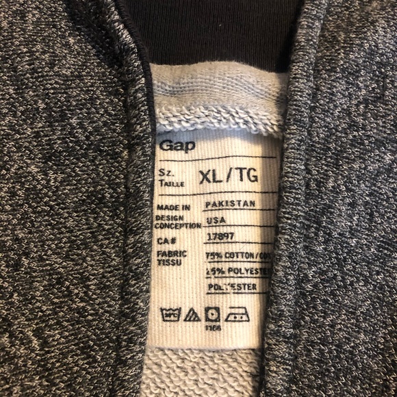 Men’s GAP Cardigan - Picture 2 of 2